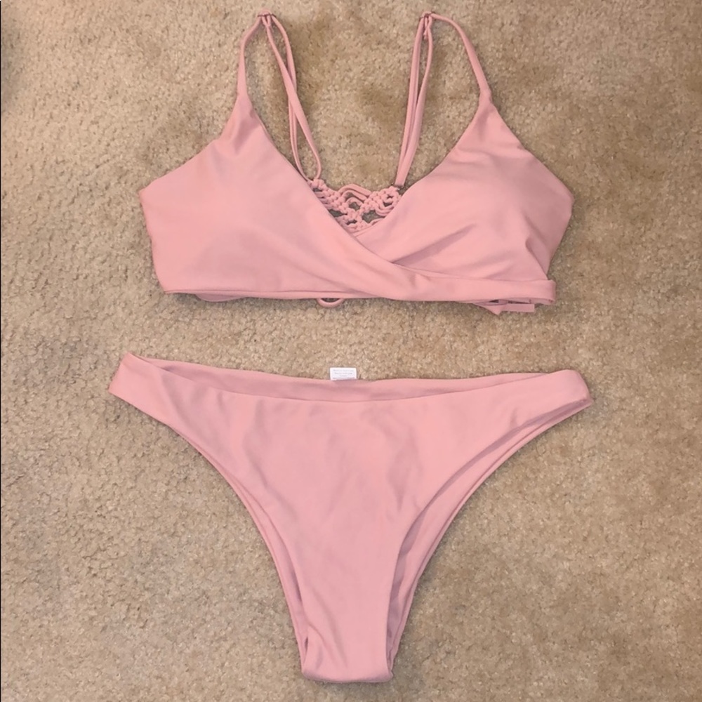 NWOT Baby Pink Crochet Detailing Wrap Bikini